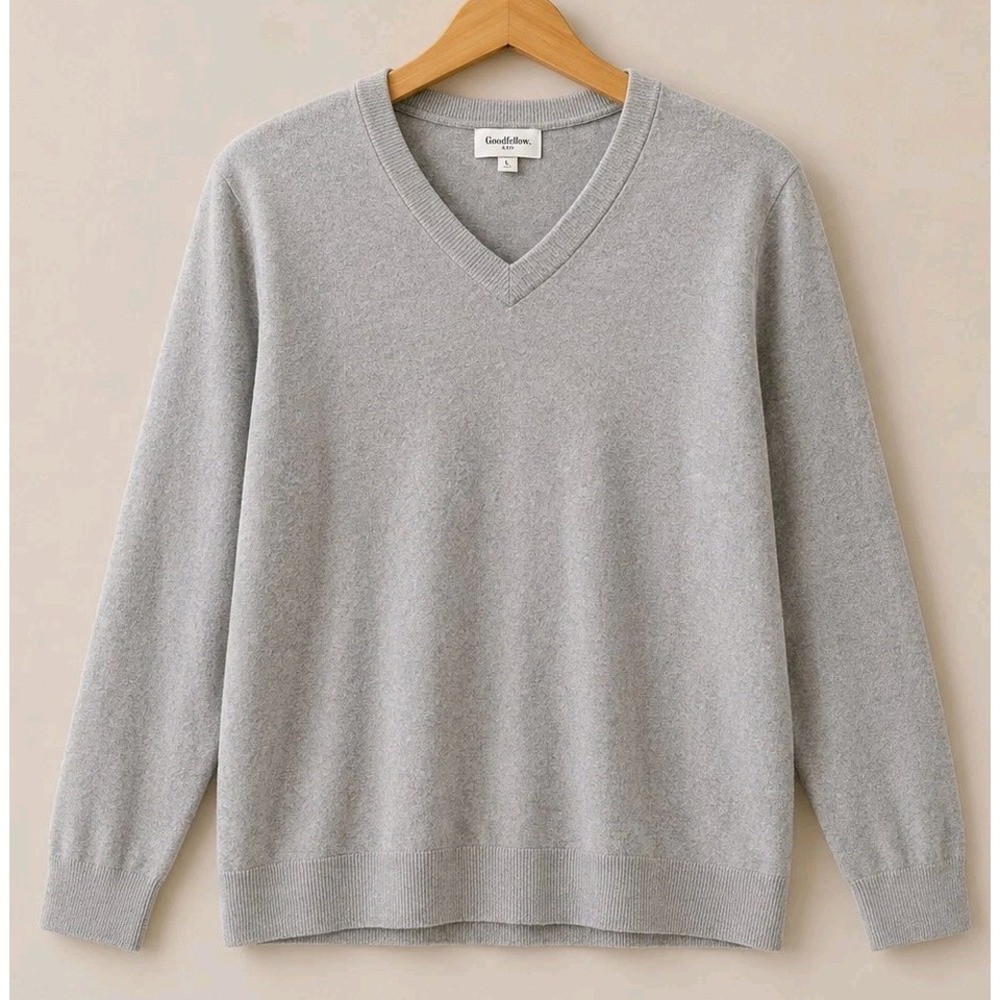 Goodfellow Men's Medium Gray V Neck Sweater Lightweight Cotton Blend Quiet...